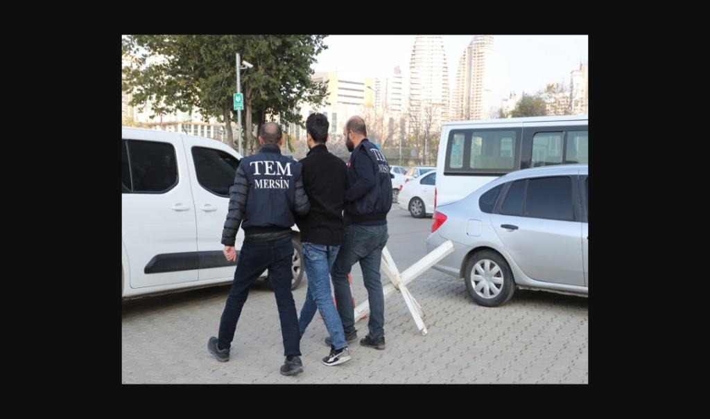 r10farabi 19 1100x650