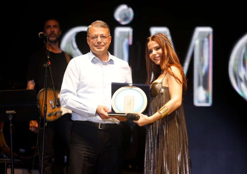 SIMGEDEN SILIFKEDE MUHTESEM PERFORMANS