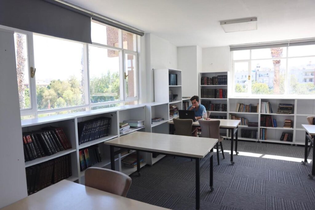 BASKAN TURGUT ‘EGITIME YAPILAN YATIRIM GELECEGE YAPILAN YATIRIMDIR