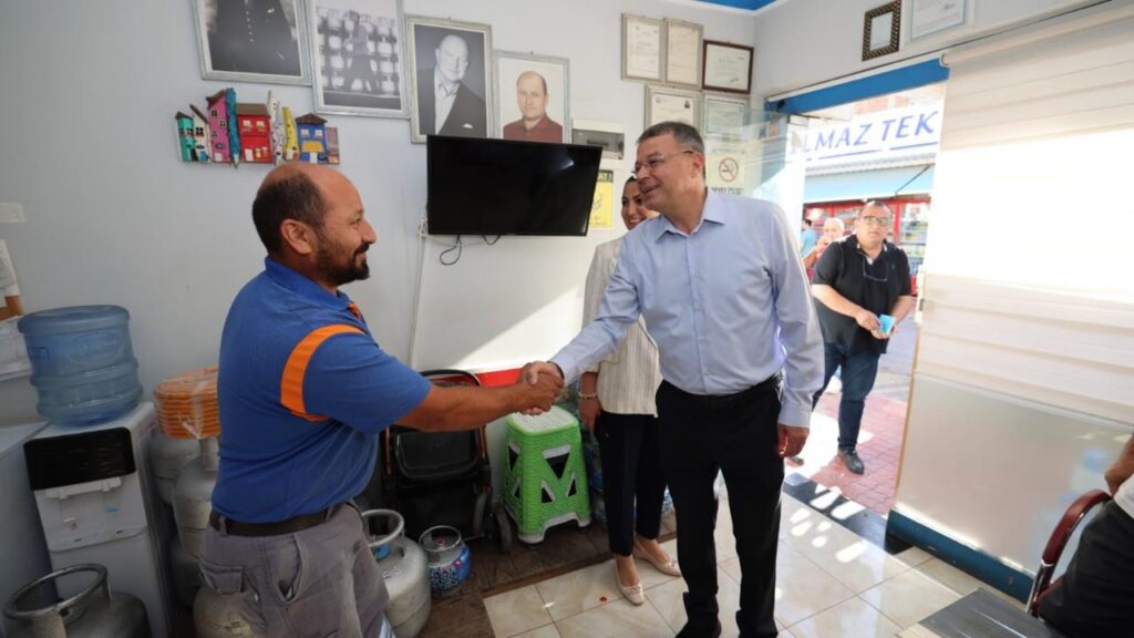 BASKAN TURGUTTAN TASUCU ESNAFINA ZIYARET
