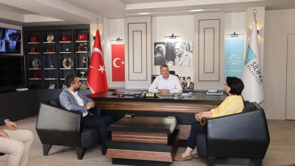 CHP ILCE YONETIMINDEN BASKAN TURGUTA ZIYARET