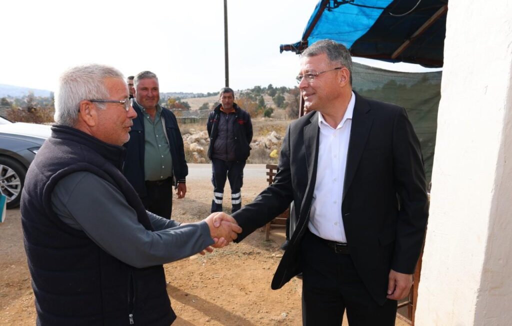 BASKAN TURGUT ‘YAZ KIS DEMEDEN CALISIYORUZ