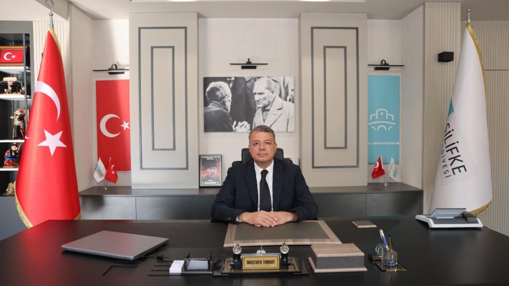 BASKAN TURGUTTAN 10 KASIM MESAJI