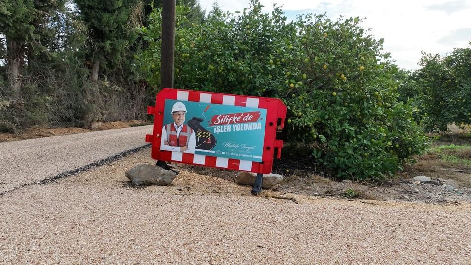 SILIFKE BELEDIYESI YAZ KIS DEMEDEN ASFALTLIYOR