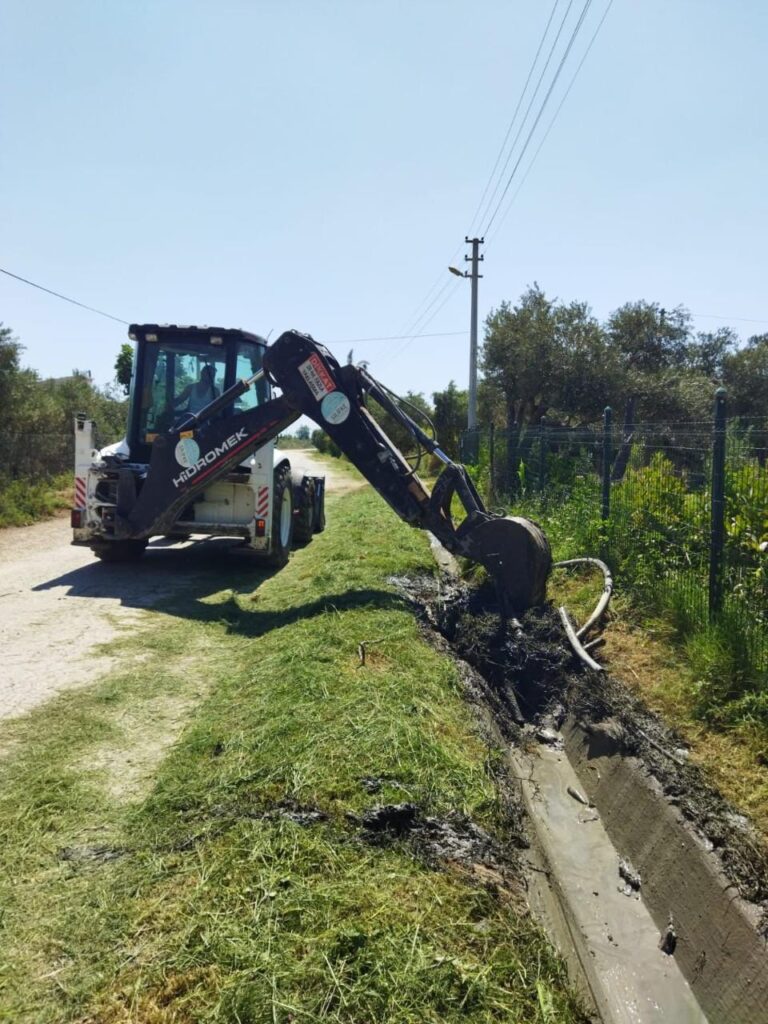 ARKUMDA SARAMPOL VE CEVRE DUZENLEME CALISMALARI YAPILDI