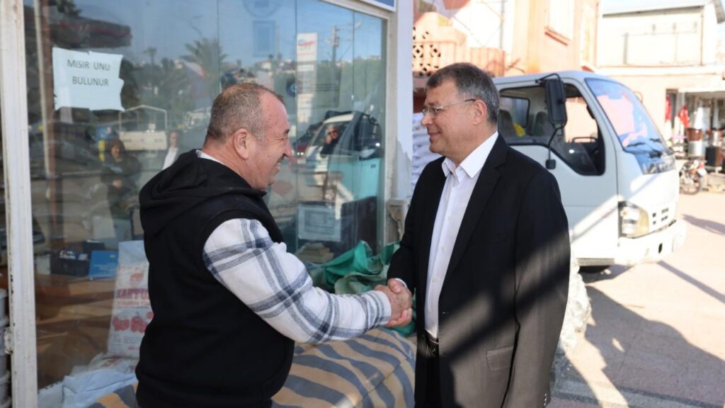 BASKAN TURGUTTAN ATAYURT ESNAFINA ZIYARET