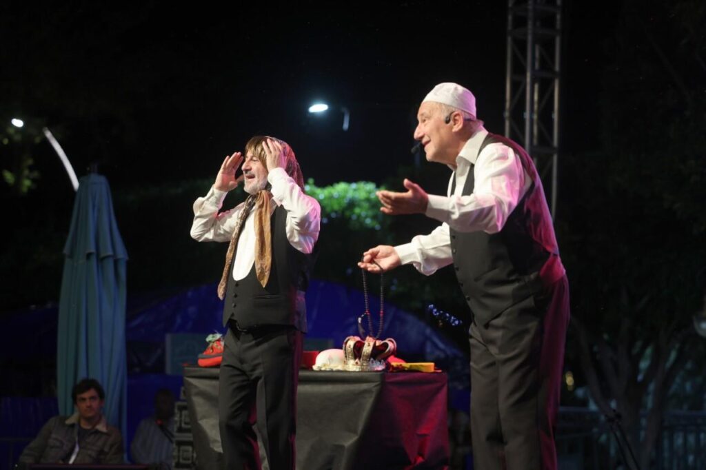 ORTADAKI OYUN SILIFKEDE BUYUK ILGI GORDU