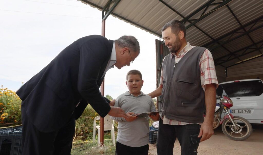 Baskan Mustafa Turgut Bes Mahallede Calismalari Inceledi
