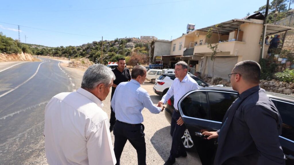 Baskan Turgut Ayvali Sokakta Incelemelerde Bulundu