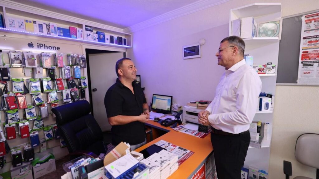 Silifke Belediye Baskani Op Dr Mustafa Turgut Atayurt Esnafini Ziyaret