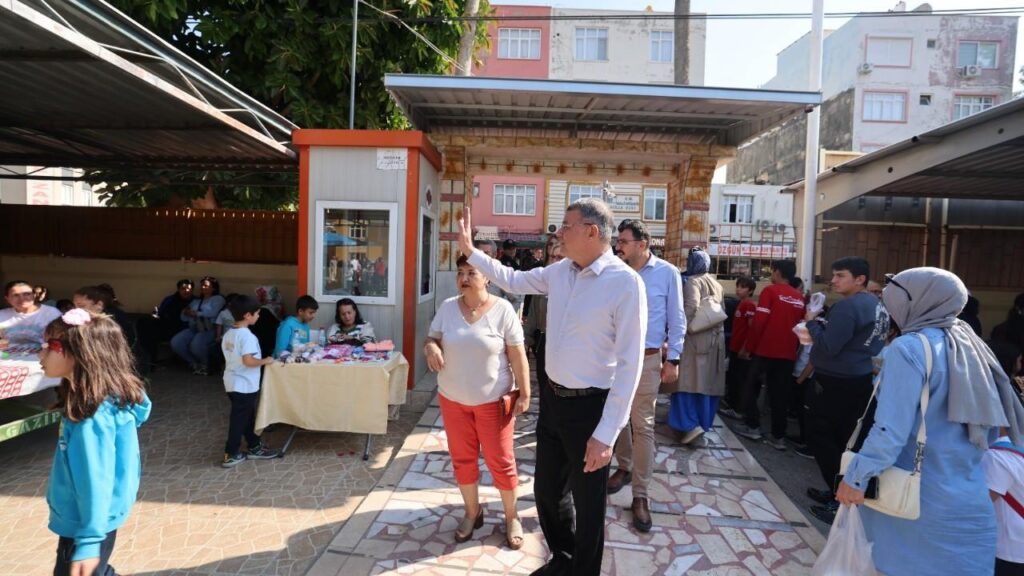 Baskan Turgut Gazipasa Ilkokulu Kermesine Katildi